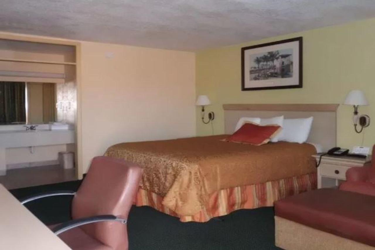 America'S Best Inn & Suites-Lakeland Exteriér fotografie