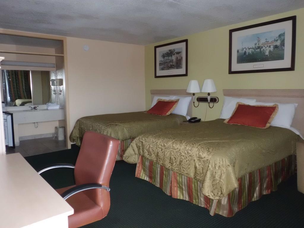 America'S Best Inn & Suites-Lakeland Exteriér fotografie